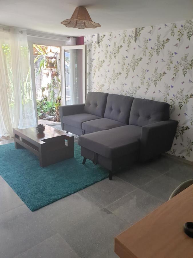Apartamento Couleurs Des Iles Le Tampon Exterior foto